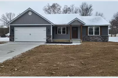 327 29th Street NW, Massillon, OH 44647 - Photo 1