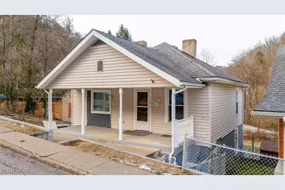 379 Rosser Avenue, Bellaire, OH 43906 - Photo 1
