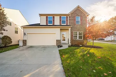 121 Slippery Rock Lane, Berea, OH 44017 - Photo 1