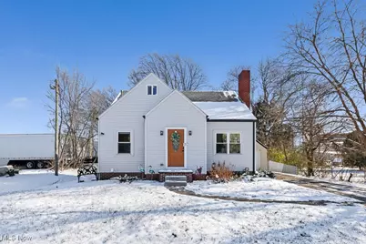 4722 Navarre Road SW, Canton, OH 44706 - Photo 1