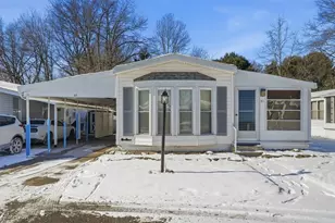 81 Wilpark Dr, Akron, OH 44312 - Photo 1