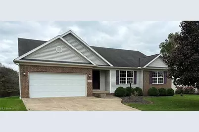 4662 Helmsworth Drive NE, Canton, OH 44714 - Photo 1