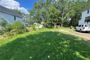 2227 18th St SW, Akron, OH 44314 - Photo 1