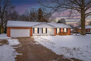 407 Marviel Dr, Fairlawn, OH 44333 - Photo 1