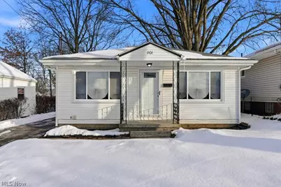 801 Triplett Boulevard, Akron, OH 44306 - Photo 1