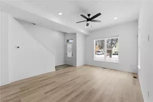 2244 E 100th St, Loveland, OH 44106 - Photo 5