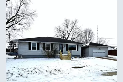 1207 W 38th Street, Lorain, OH 44053 - Photo 1