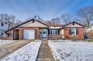 398 Crestview Ave, Akron, OH 44320 - Photo 1