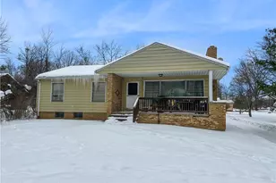 1915 E Wallings Rd, Grandview Heights, OH 44147 - Photo 1