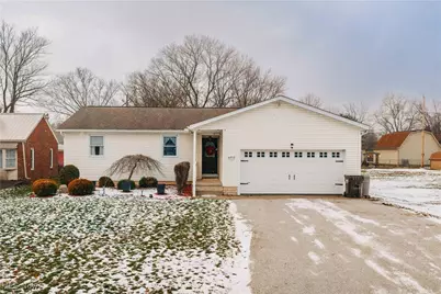 4312 Park Avenue NE, Sandyville, OH 44671 - Photo 1