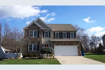 1405 Hidden Lake Boulevard, Akron, OH 44312 - Photo 1