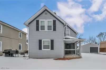 1140 W 5th Street, Lorain, OH 44052 - Photo 1