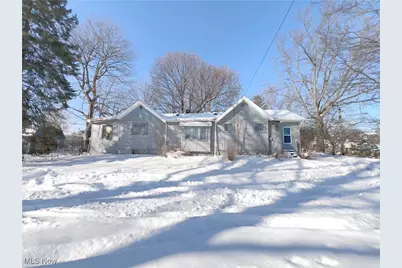 1220 E Archwood Avenue, Akron, OH 44306 - Photo 1