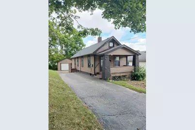 32 E Faith Street, Struthers, OH 44471 - Photo 1