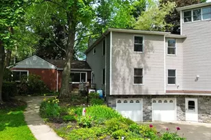 2822 Lakeland Pkwy, Silver Lake, OH 44224 - Photo 1