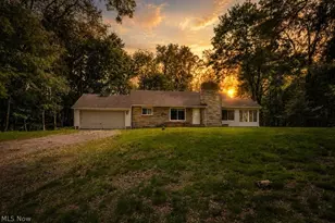 900 State Mill Rd, Akron, OH 44319 - Photo 1