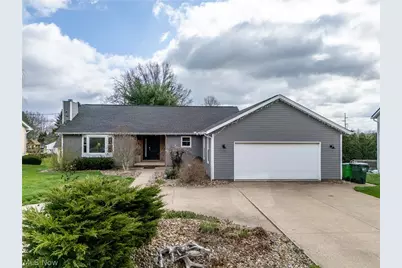 422 N Crown Hill Road, Orrville, OH 44667 - Photo 1