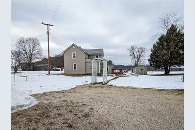 10748 State Route 258 SE, Uhrichsville, OH 44683 - Photo 1