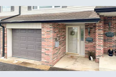 2051 Presidential Parkway #28, Twinsburg, OH 44087 - Photo 1