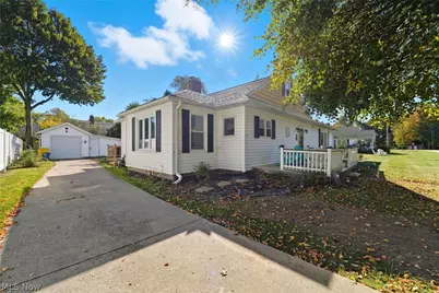 1122 Locust Drive, Ashtabula, OH 44004 - Photo 1