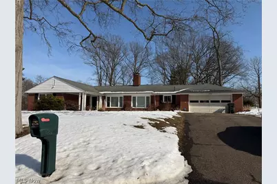 3252 Stahl Avenue NW, Massillon, OH 44646 - Photo 1