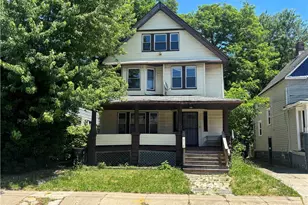 2635 E 121st St, Loveland, OH 44120 - Photo 1
