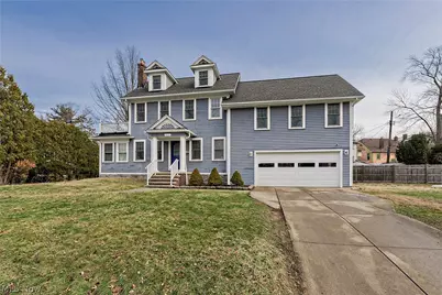 917 Brunswick Road, Cleveland Heights, OH 44112 - Photo 1