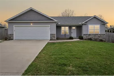 471 Tulip Trail, Wadsworth, OH 44281 - Photo 1