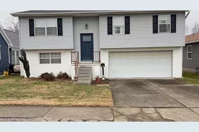 602 Williams Avenue, Williamstown, WV 26187 - Photo 1