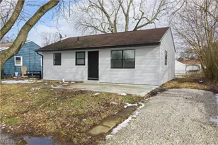 2102 Endrow Ave NE, Canton, OH 44705 - Photo 1
