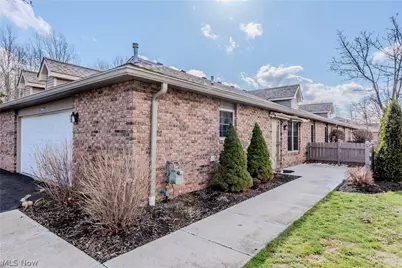 2904 Shakespeare Lane, Avon, OH 44011 - Photo 1