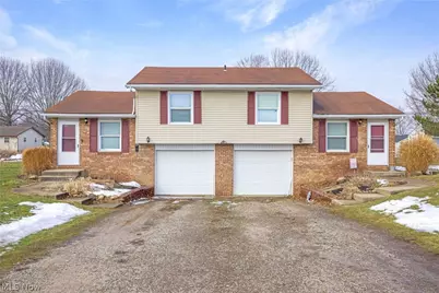 3568 Boettler Street NE, Canton, OH 44721 - Photo 1