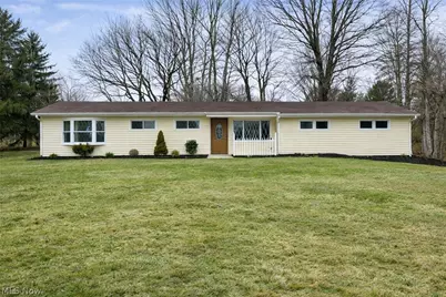 18832 Maplewood Lane, Chagrin Falls, OH 44023 - Photo 1