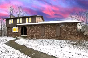 6151 Taylor Rd, New Franklin, OH 44216 - Photo 1