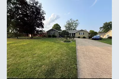 3354 Sandalwood Lane, Austintown, OH 44511 - Photo 1