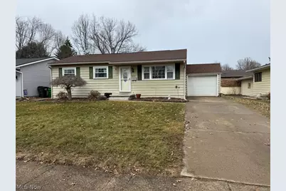 835 Chelsea Drive, Dover, OH 44622 - Photo 1