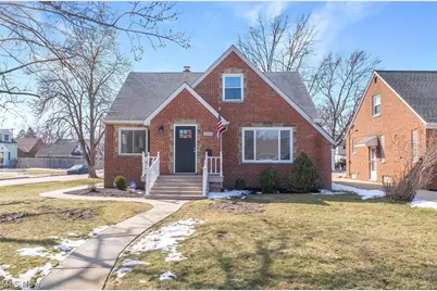350 E 273rd Street, Euclid, OH 44132 - Photo 1