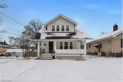 869 W Spruce Avenue, Ravenna, OH 44266 - Photo 1