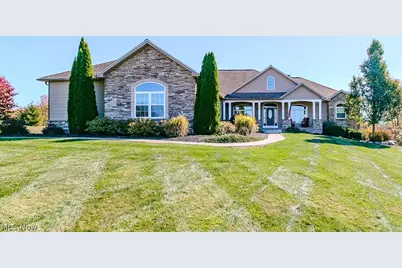 12195 Arborwood Way, Chardon, OH 44024 - Photo 1