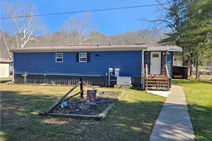 2524 Sycamore Ln, Stockport, OH 43787 - Photo 1