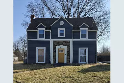 671 Moreley Avenue, Akron, OH 44320 - Photo 1