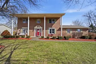 5856 Linder Cir NE, Canton, OH 44721 - Photo 1