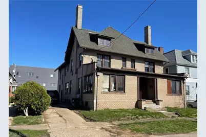 1232 Logan Avenue NW, Canton, OH 44703 - Photo 1