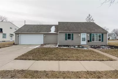1001 Euclid Avenue, Lorain, OH 44052 - Photo 1