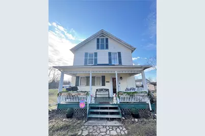 1047 Howell Avenue, East Palestine, OH 44413 - Photo 1