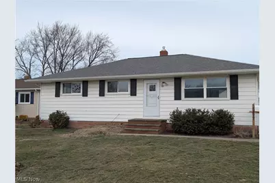 35477 Hobbie Drive, Eastlake, OH 44095 - Photo 1