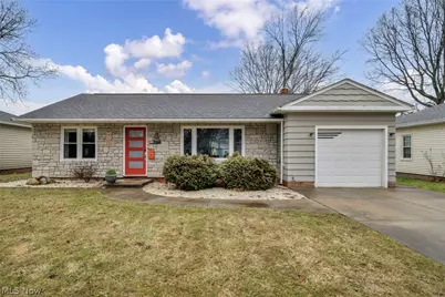 7048 Oakwood Road, Parma Heights, OH 44130 - Photo 1