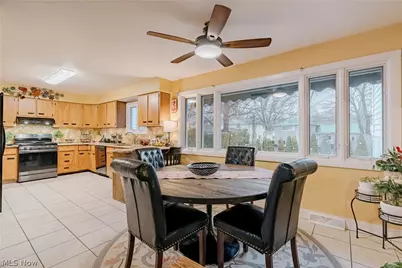 6746 Edgemoor Avenue, Solon, OH 44139 - Photo 7