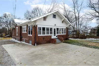 613 Wooster Road N, Barberton, OH 44203 - Photo 1