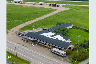 2885 East Pike, Zanesville, OH 43701 - Photo 1